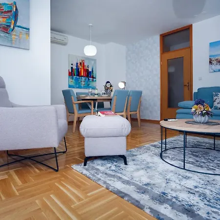 With A Parking Space Mastrinka, Ciovo - 22515 Apartment
